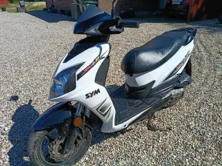 Meget billig 30 Sym R