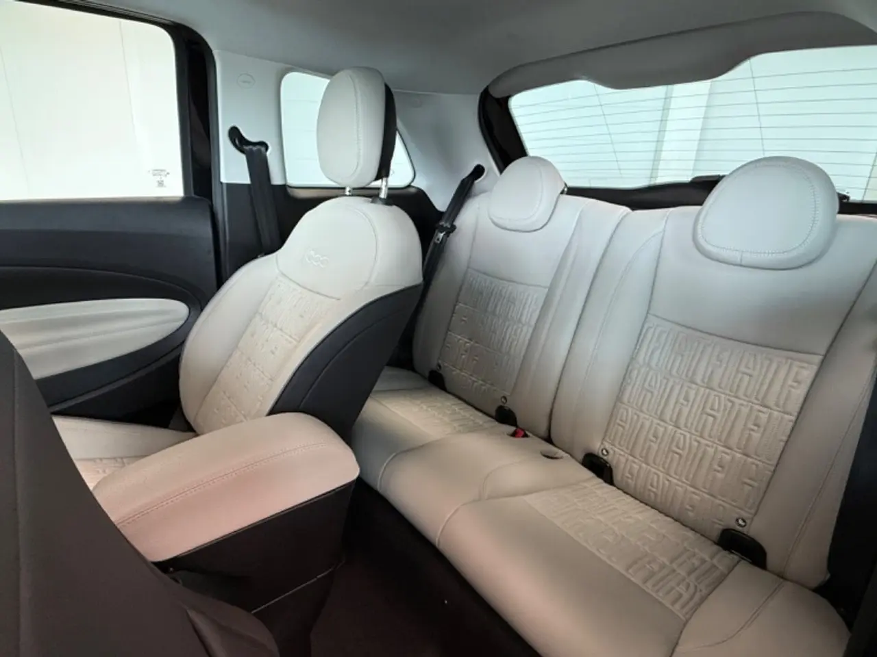Billede 16 - Fiat 500e 42 la Prima Sky