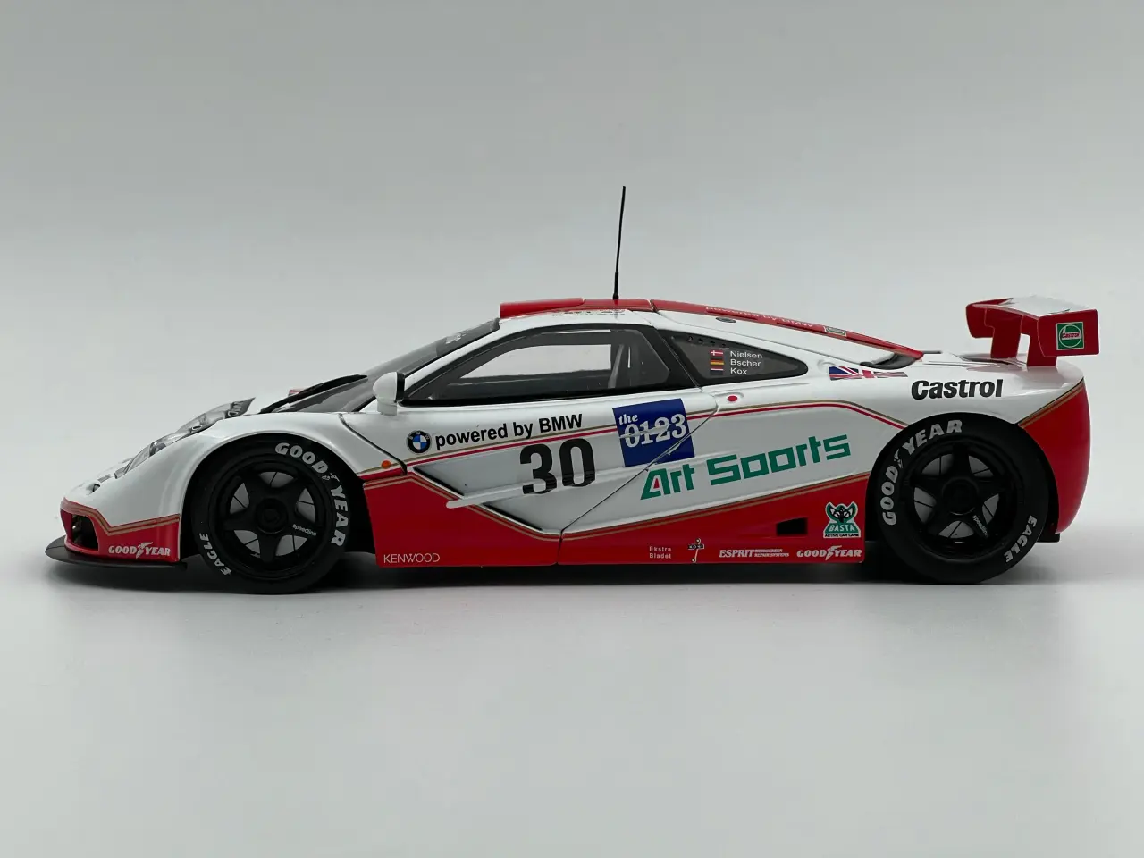 Billede 2 - 1996 McLaren F1 GTR #30 "John Nielsen" - 1:18