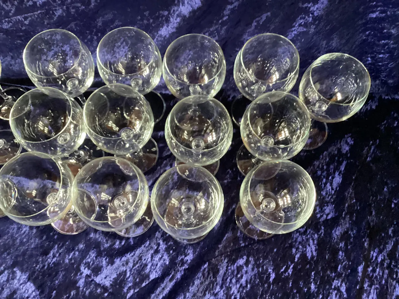 Billede 4 - 12 hvidvin og 13 rødvin Atelier krystalglas