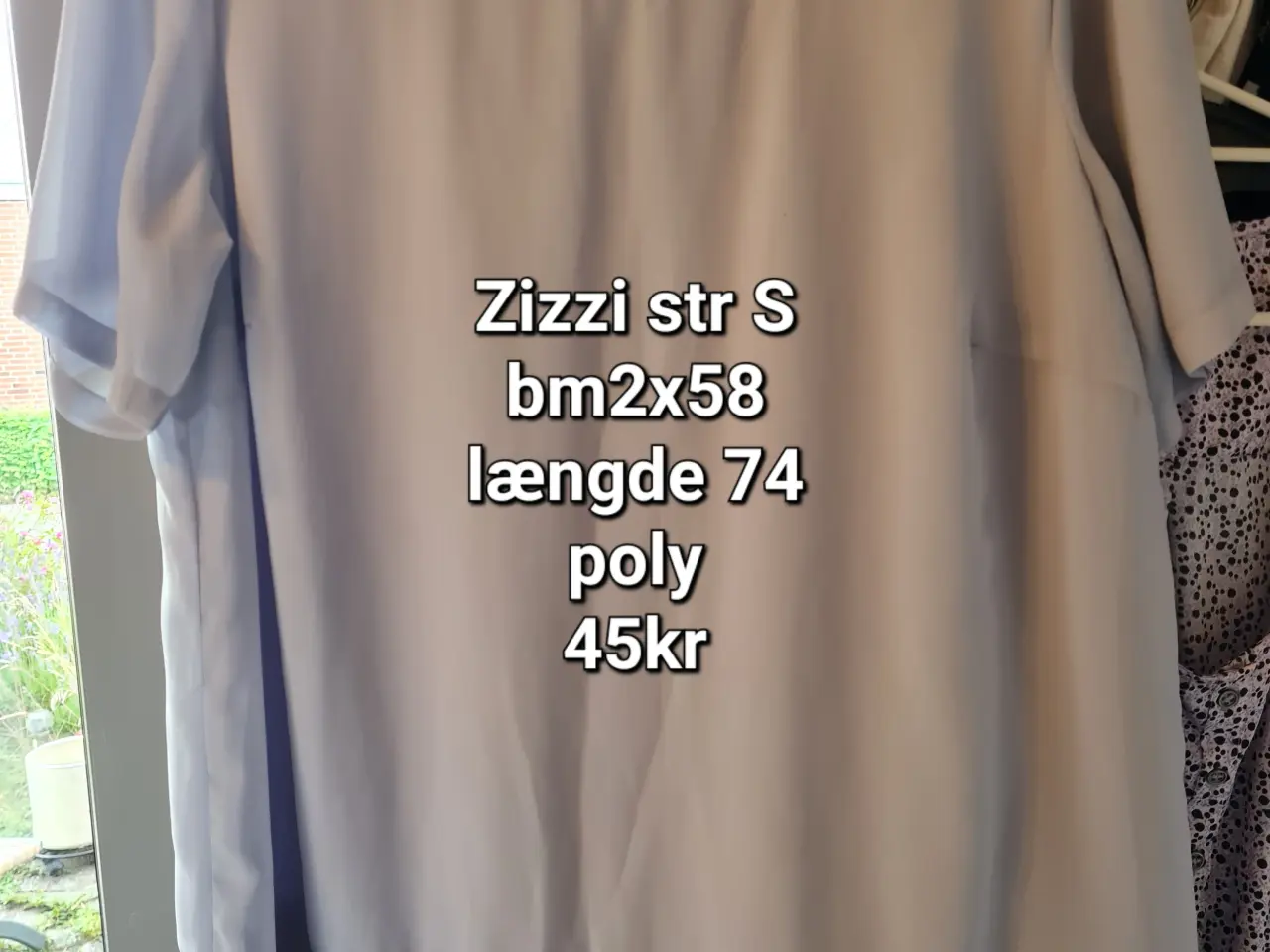 Billede 1 - Zizzi T-shirt str S 42-44 