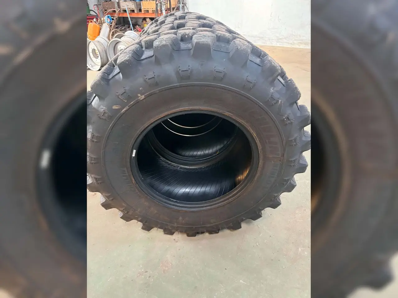 Billede 2 - Michelin Bibload 460/70-24