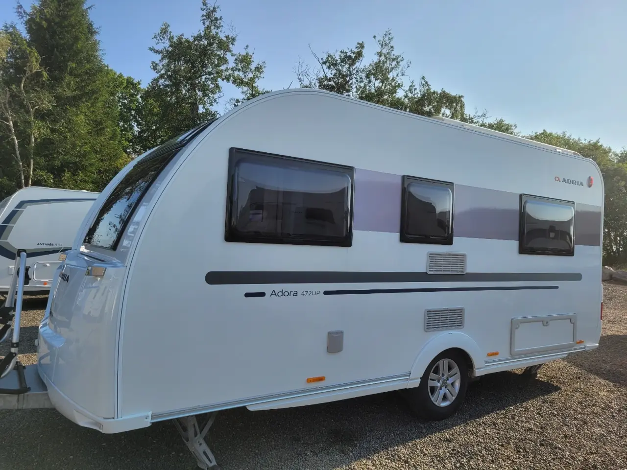 Billede 4 - 2018 Adria 472 flot..dobbeltseng