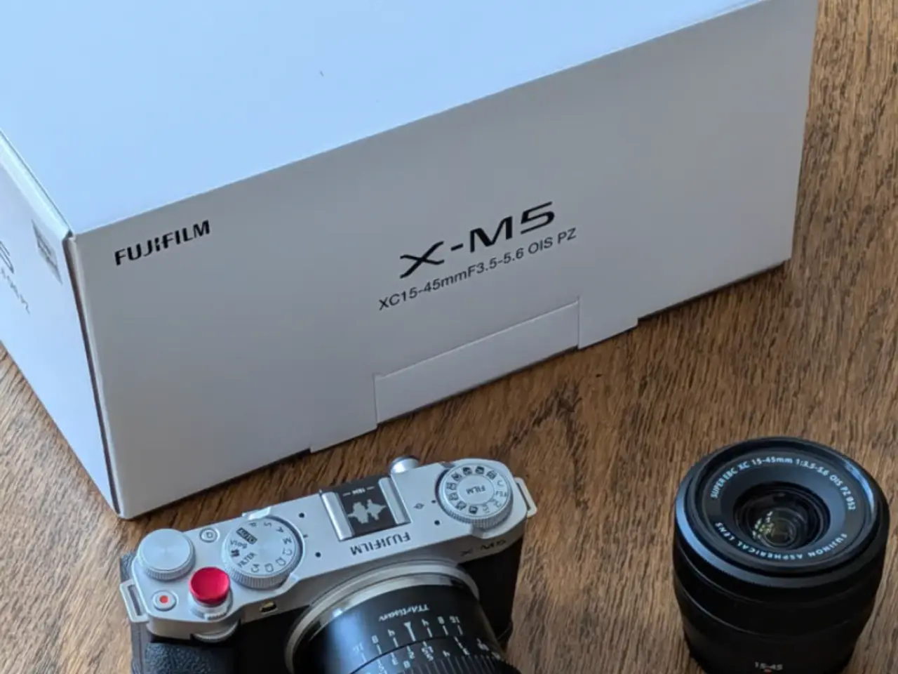 Billede 1 - Fujifilm X-M5 Sølv ny