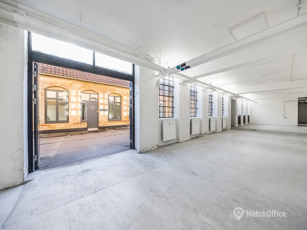 Billede 2 - Kontorlejemål med warehouse feel