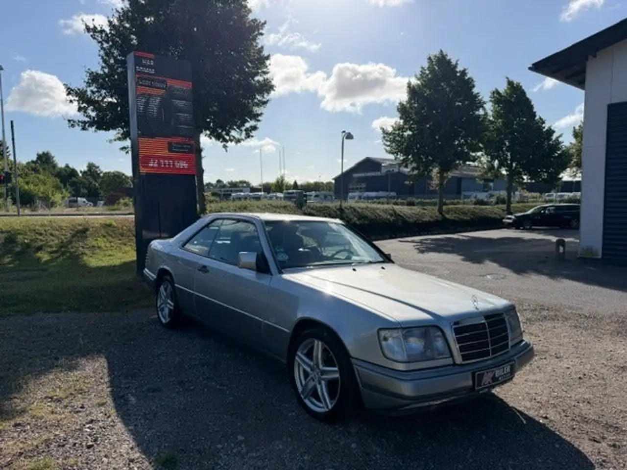Billede 1 - Mercedes 220 E 2,2 aut.
