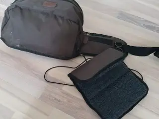 Taske. Hofte taske med mange detaljer