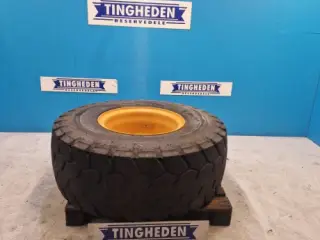 25" 20.5R25