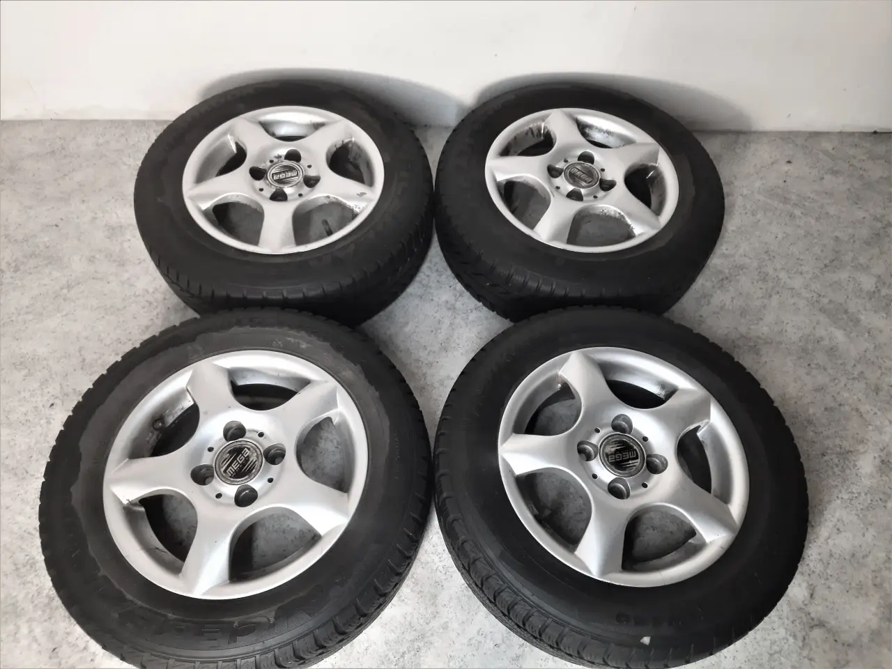 Billede 5 - 4x100 13" ET38 nav 73,4ø Megawheels vintersæt