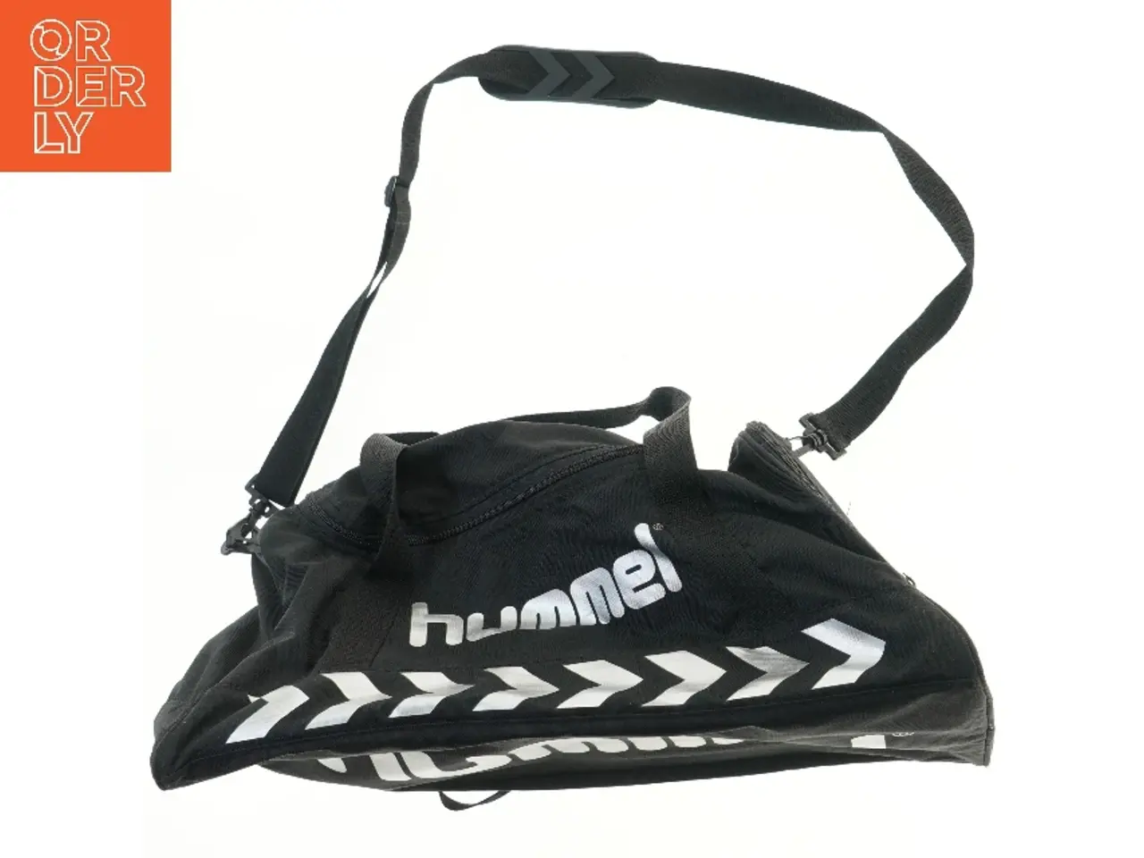 Billede 1 - Sort sportstaske fra Hummel (str. 51x30 cm)