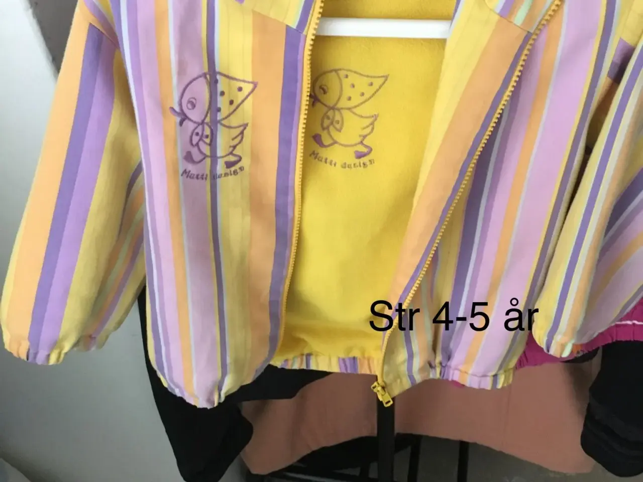 Billede 1 - Sommerjakke str 4-5 år