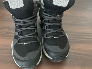 Adidas terrex støvle