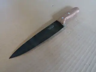 12 stk. Kokkekniv min. 22 cm med træskaft