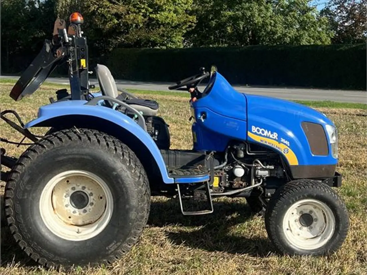 Billede 5 - New Holland Boomer 3045 - Video