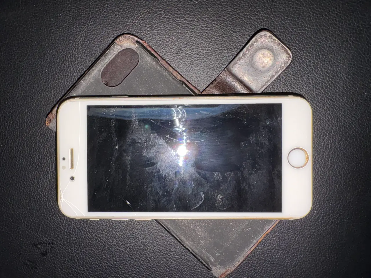 Billede 1 - iPhone 6s 32GB virker fint
