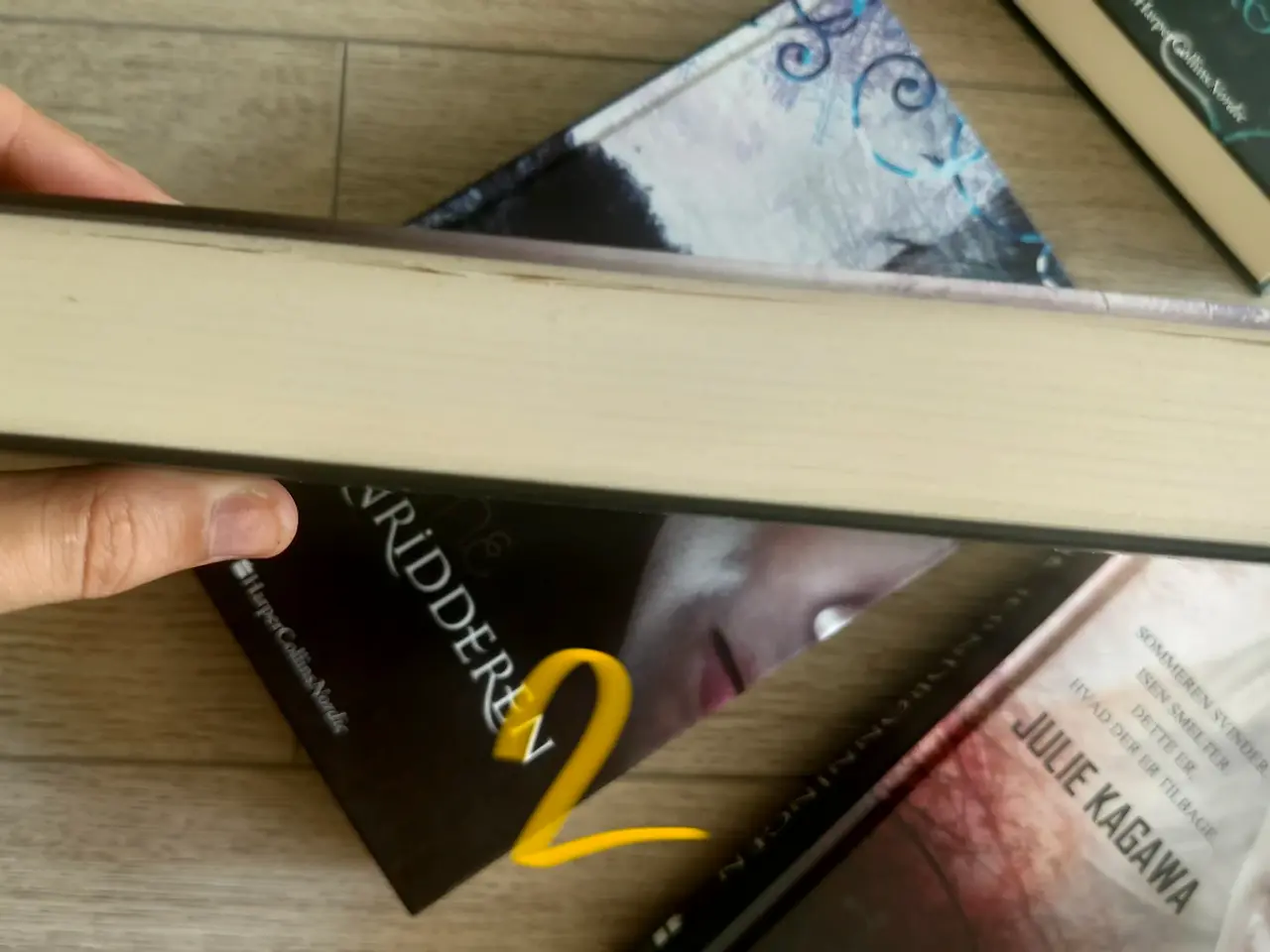 Billede 2 - Iron fey bind 1-4 af Julie Kagawa