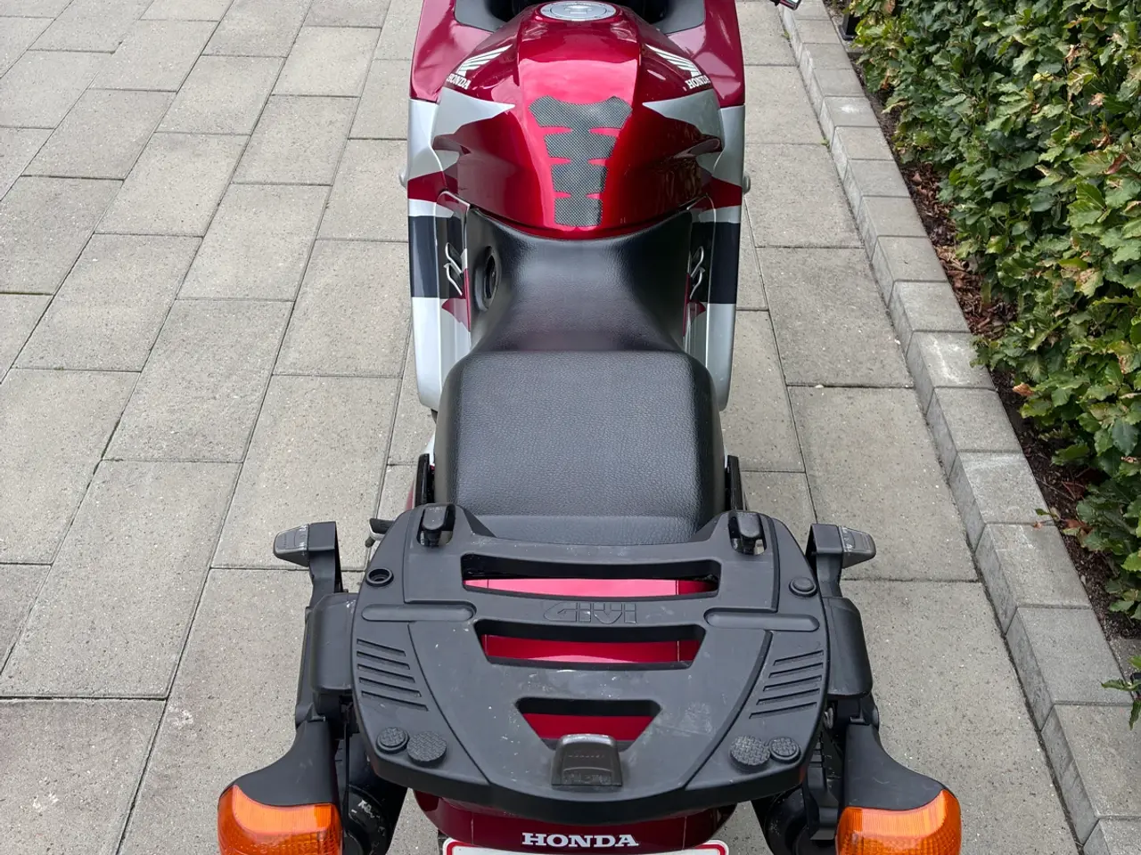 Billede 8 - Velholdt Honda Cbr 1000f 