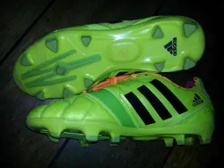 Adidas fodboldstøvler str. 40 2/3