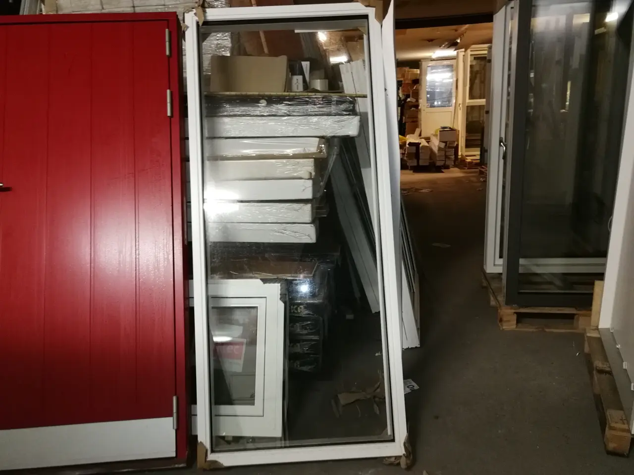 Billede 1 - NY FASTKARMSVINDUE 77,8X176,8, KR1700