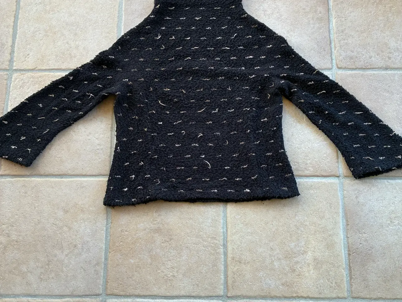Billede 2 - Eget design sweater str. 44