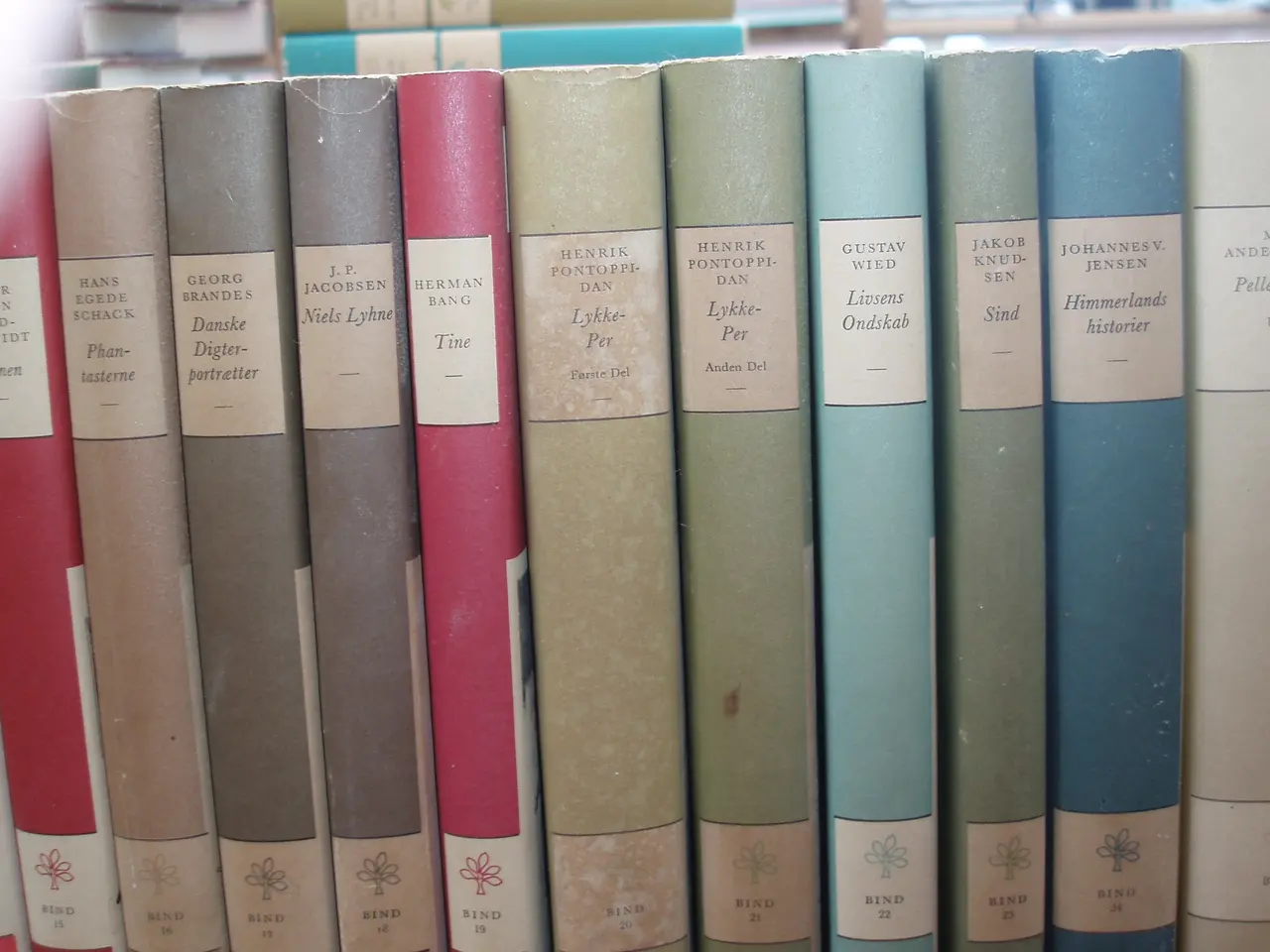 Billede 2 - Gyldendals Bibliotek Dansk Litteratur Stykvis