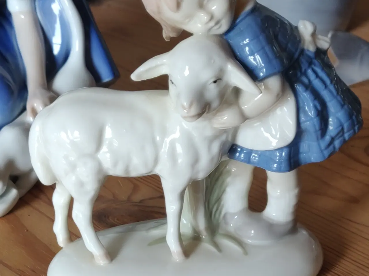 Billede 13 - Bing & Grøndahl porcelæn