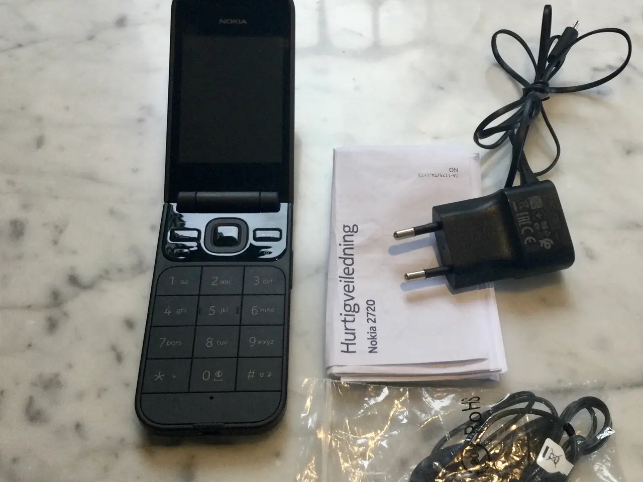 Billede 5 - Nokia 2720 Flip