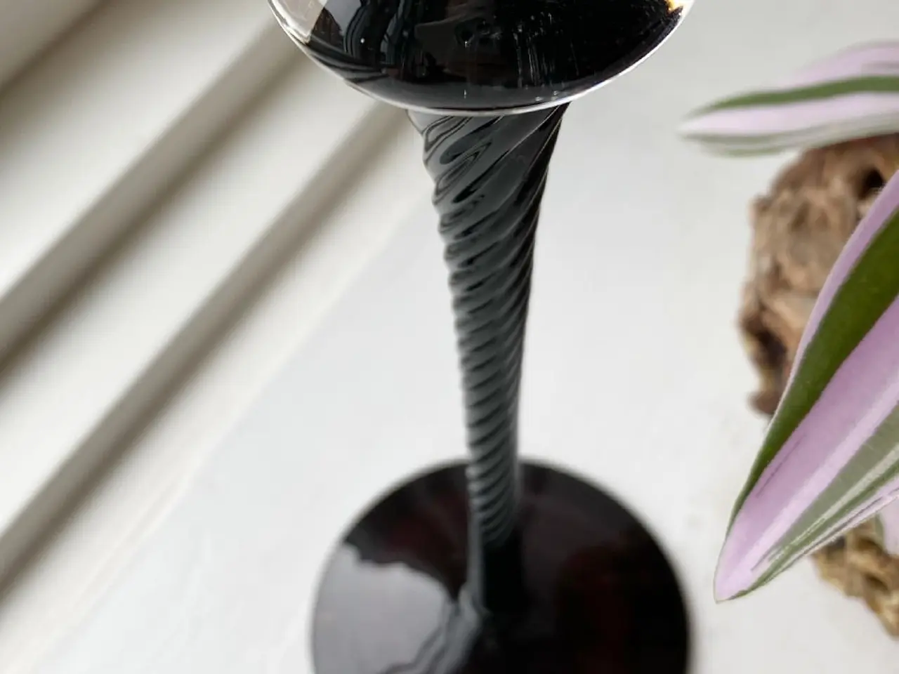 Billede 5 - Klar kumme m auberginefarvet swirl