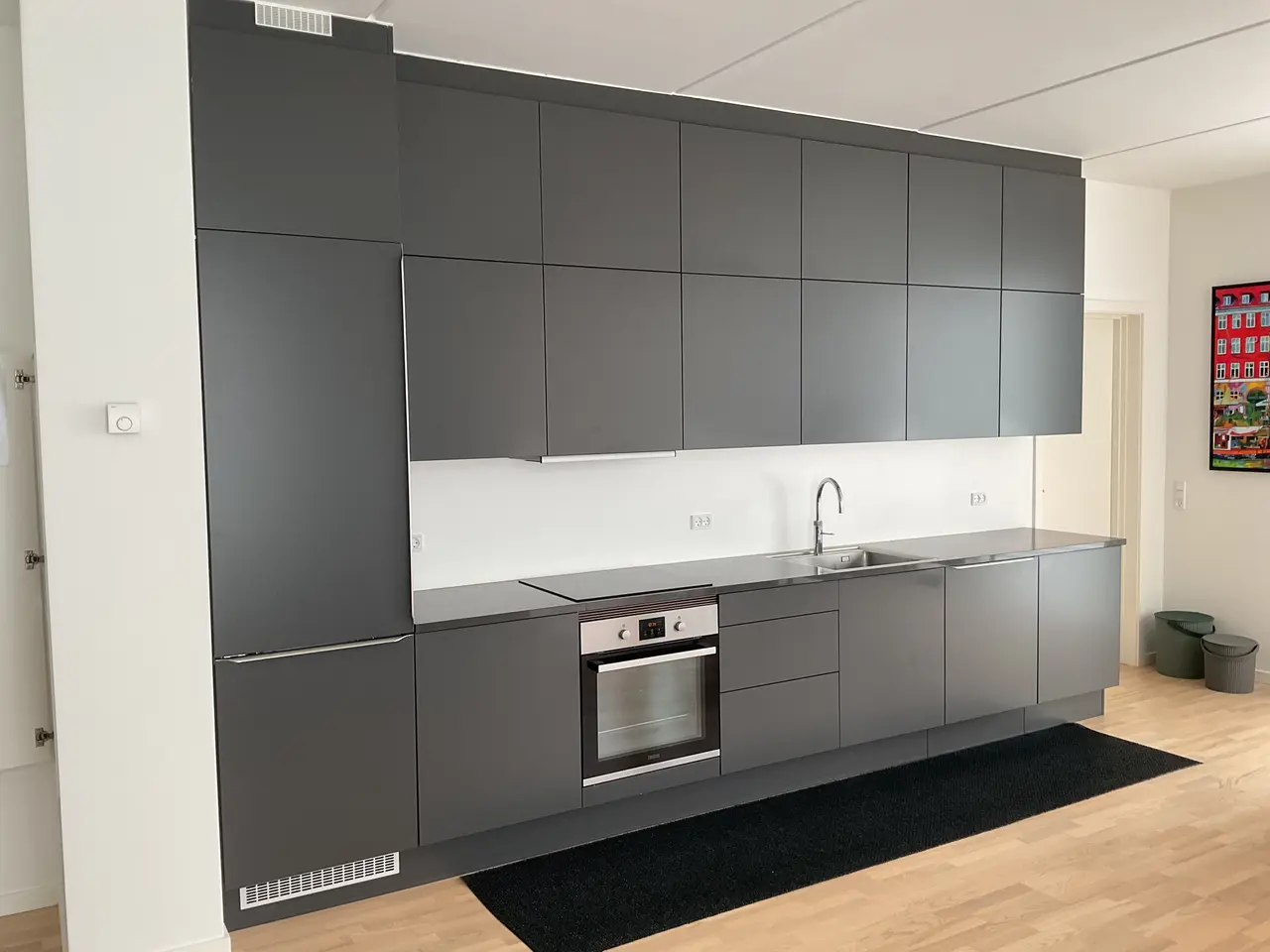 Billede 4 - Ny pris,HTH køkken i koksgrå til bolig, sommerhus