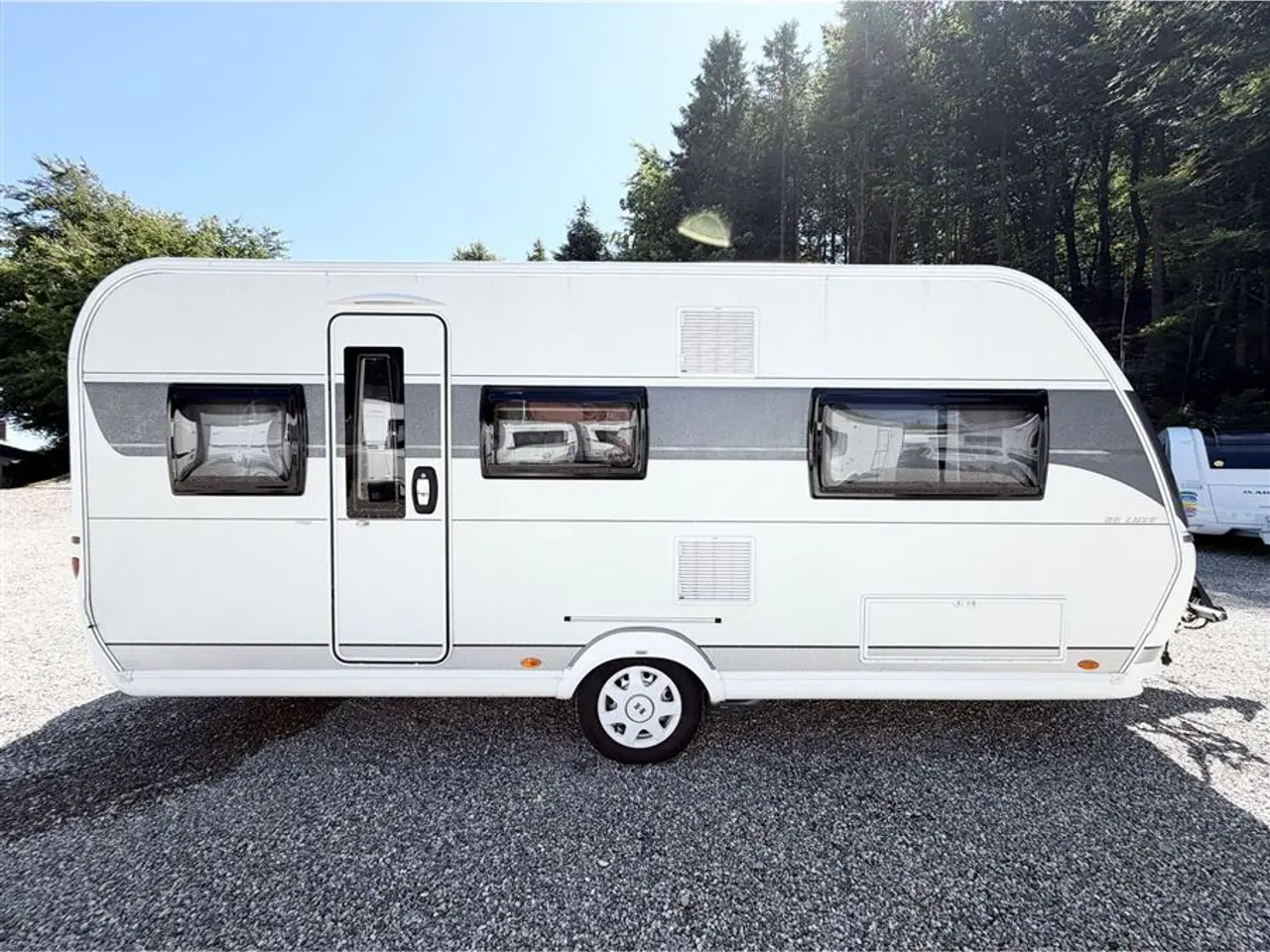 Billede 1 - 2022 - Hobby De Luxe 495 UL Enkeltsenge-Lamel-Mover
