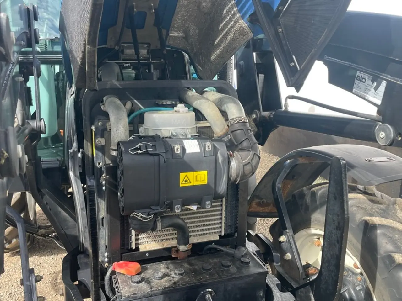Billede 4 - New Holland TD5.65 Frontlæssertraktor