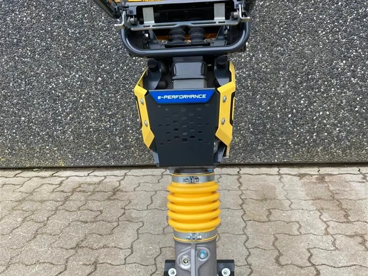 Billede 2 - Bomag BT 60E Elstamper/jordloppe med batteripakke og lader