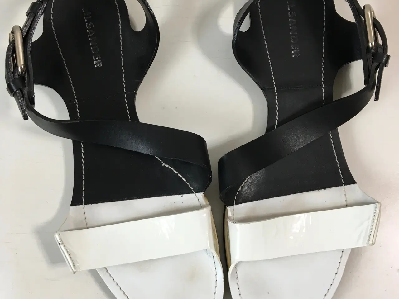 Billede 2 - Jil Sander, sort-hvide sandaler, str 37,5