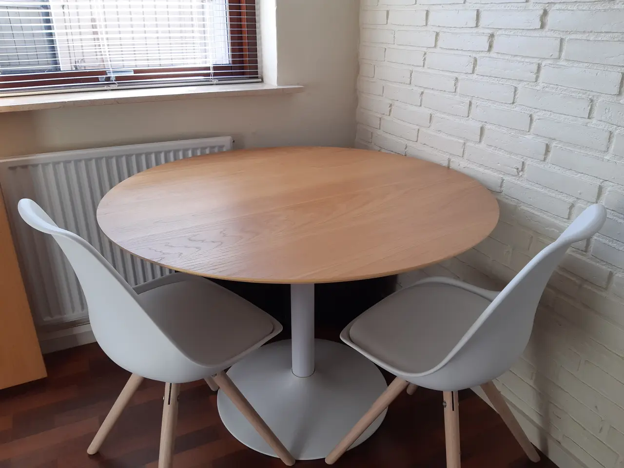 Billede 1 - Rundt spisebord 110cm diameter