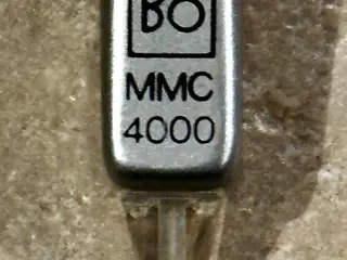 MMC4000 Pickup-Ombytning.