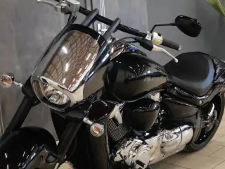Sælger min flotte og rå Suzuki Intruder M1800R