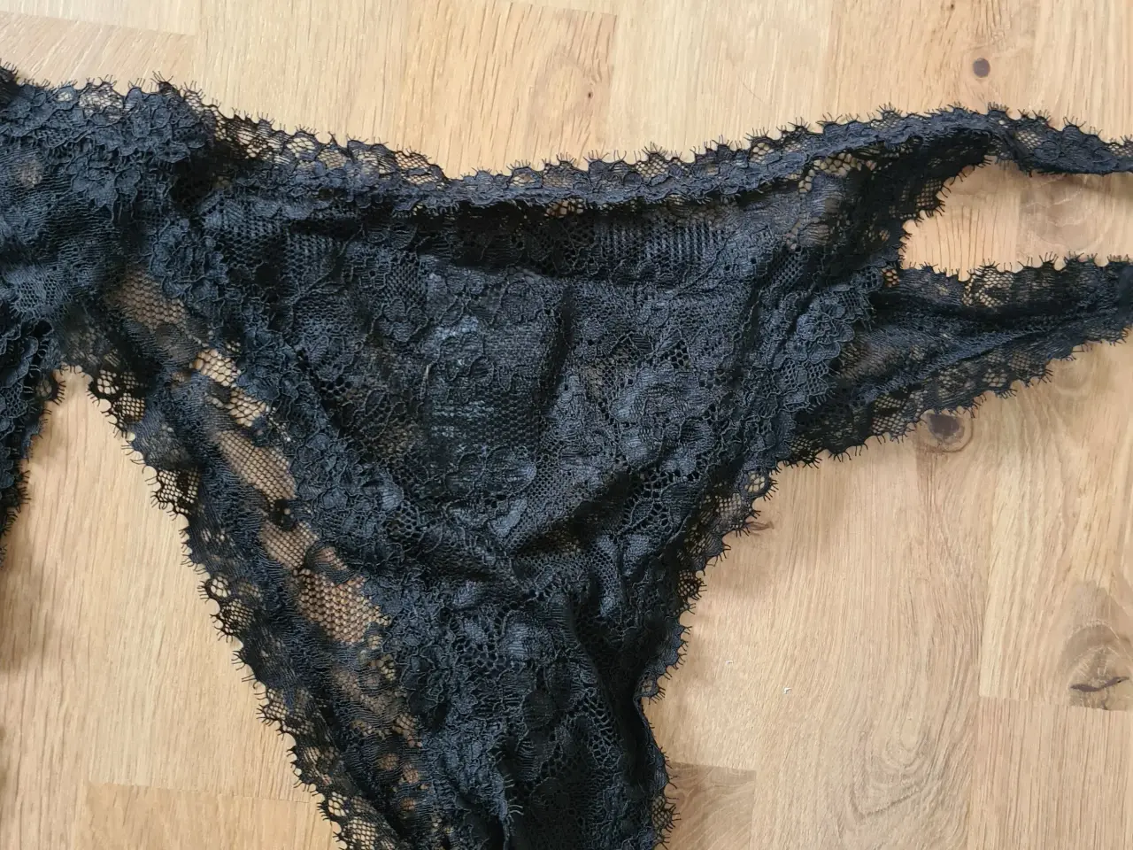 Billede 4 - NYE g-strengs trusser. Thong