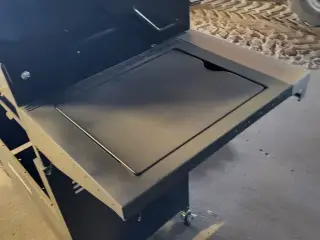 Gas grill