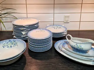 Christineholm "Blå Ur", 37 dele.
