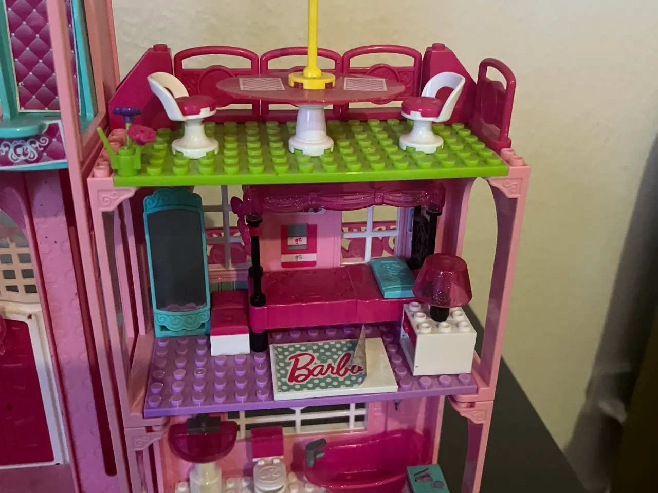 Billede 4 - Barbie legohus