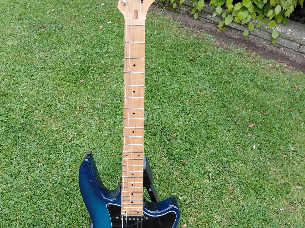 Billede 1 - Godin G-Series USA – Flot stand & nyserviceret