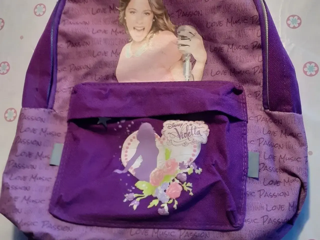 Billede 1 - Rygsæk, lilla, med Violetta motiv, mrk. Disney
