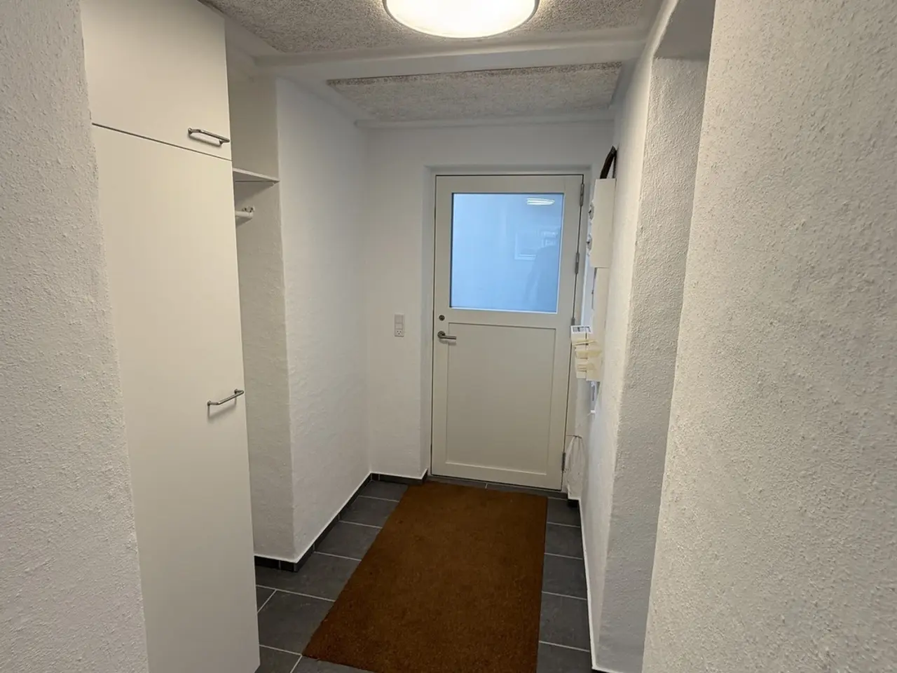 Billede 2 - Erhvervslejemål 123 m2.  Ny istandsat