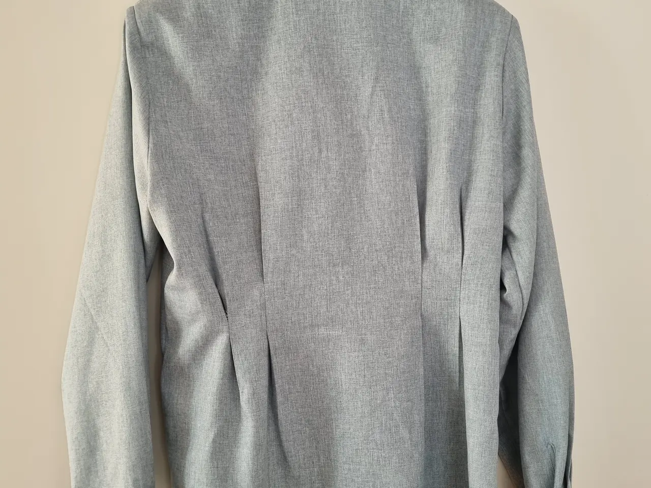 Billede 2 - Blazer/skjorte Gestuz