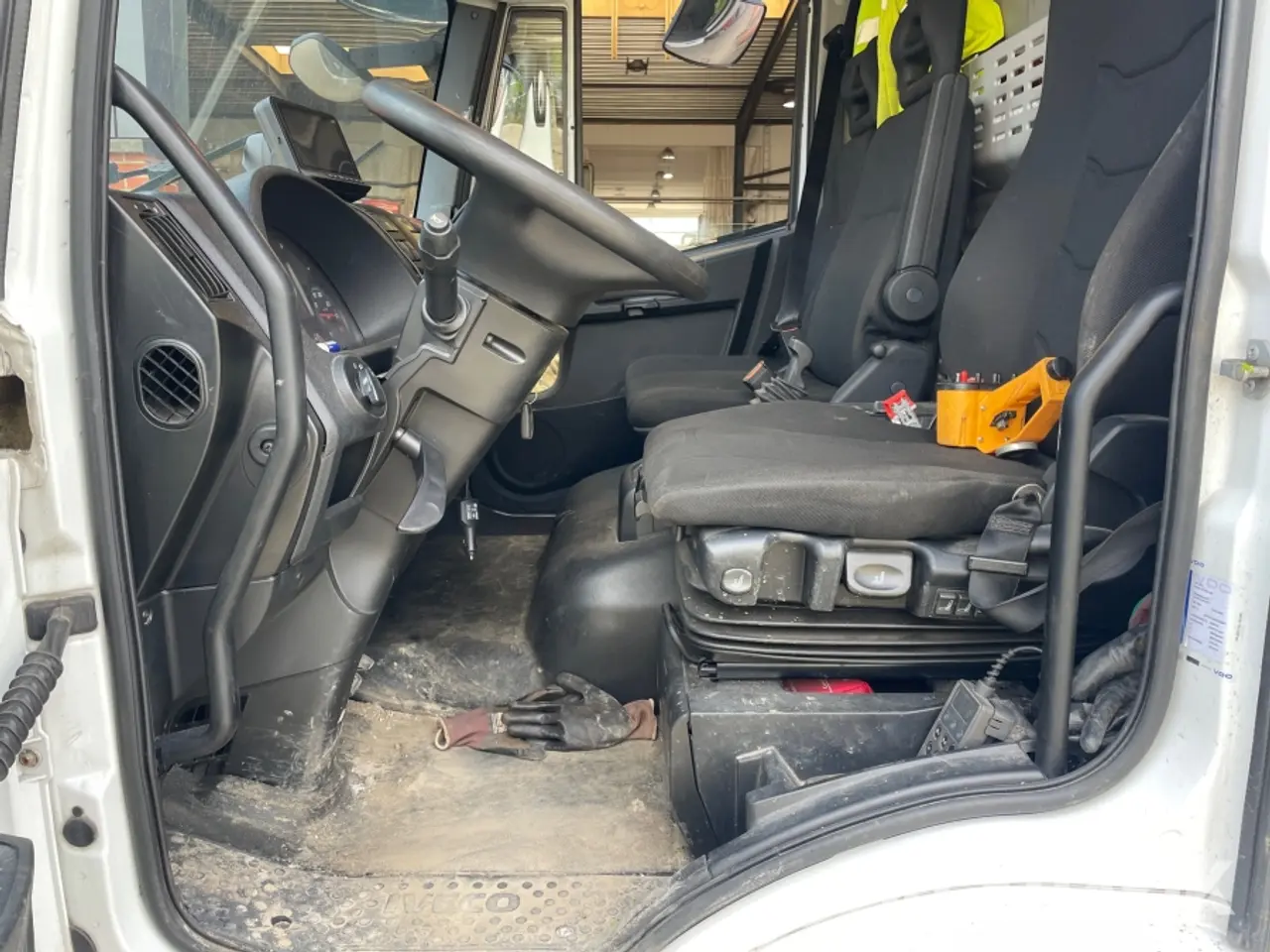 Billede 10 - Lastbil Iveco Eurocargo med Kran og knæklad