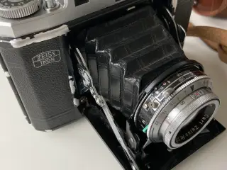 Zeiss Ikonta foldekamera (Stuttgart)