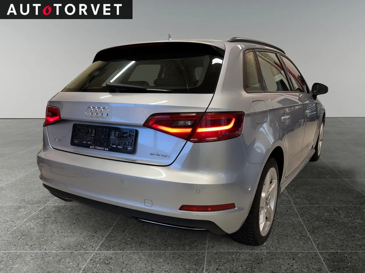 Billede 3 - Audi A3 1,4 e-tron Ambiente Sportback S-tr.