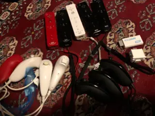 Wii Controllere + tilbehør