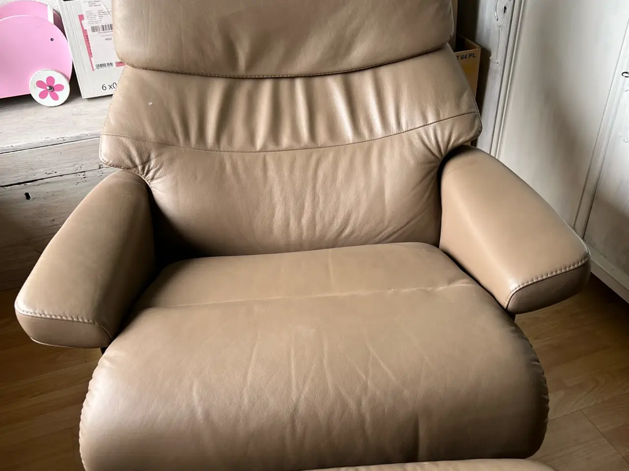 Billede 2 - Stressless stol og fodskammel