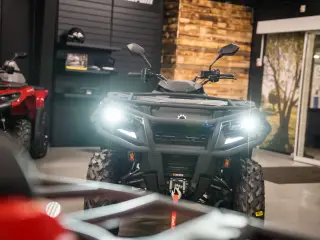 Can-Am Outlander Pro HD7 XU